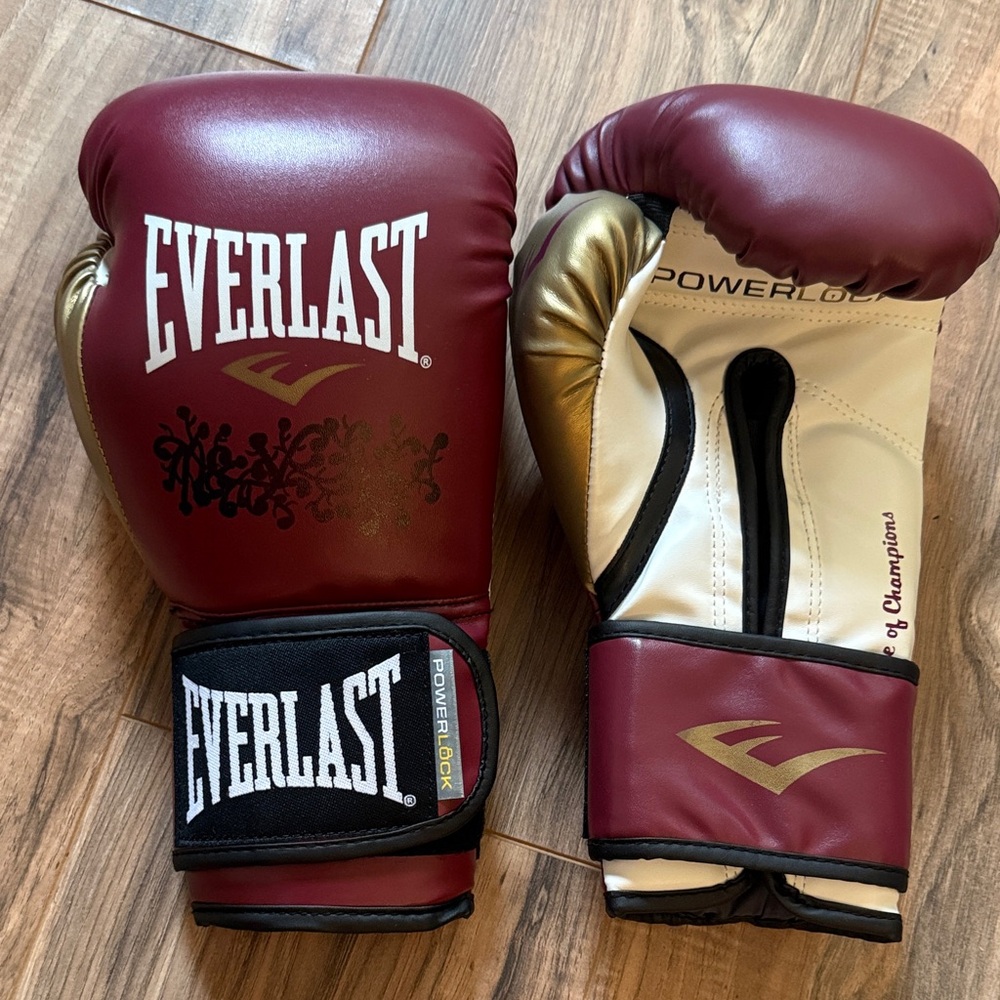 Everlast Powerlock Gloves in Maroon and Gold